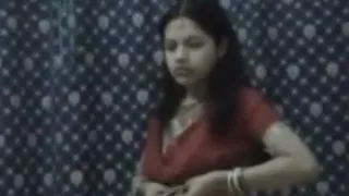 Deshi Couple Sex Video von seinem Bruder geleakt