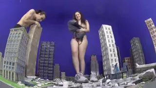Giant Couple Destroy City