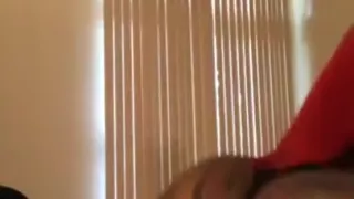 Ig model twerks on Live
