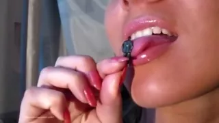 giantess kiss tinyman