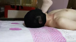 少妇肉丝颜责踩踏深喉虐脸特写s