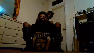 Came l Clutch In Long Boots