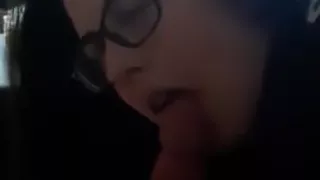 Morning blow job from horny brunette