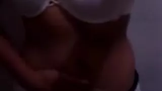 Mi ex me manda video masturbandose