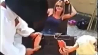 Renfaire Canelli tickle 3