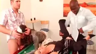 Top Honeys Show Off Dressed When Sharing The Same Tool