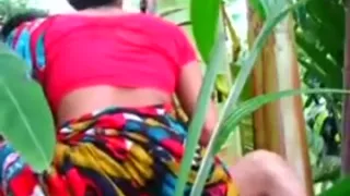 Desi aunty fucked at farm