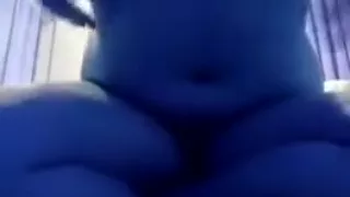 Young girl plays with herself (blue screen ik)