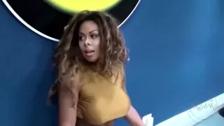 Brazilian girl dance very sexy