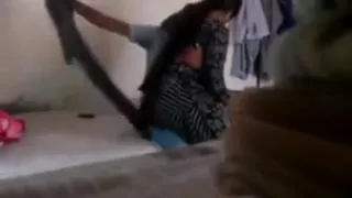 Indian married aunty romance with neighbour younger boy