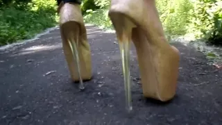 Heels 20 cm and leather leggings, walk in the park