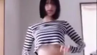 大屁股日本妹跳舞太忘我了 - 台湾恋恋工作室 Www.ddimm.com