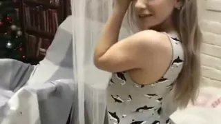 Hot teens to jerk off to