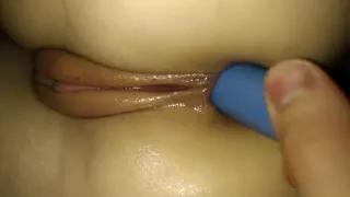 Testing the sweet ass