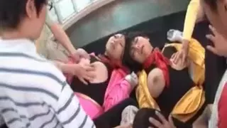 Close-up With Asian Wet Hairy Pussies Slurping