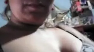 Tocandose y grabando para mi