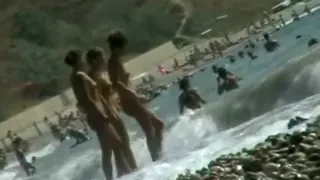 Amateur beach nudist 21