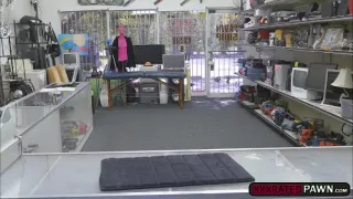 nicole rey gives shawns dick a masterful blowjob 