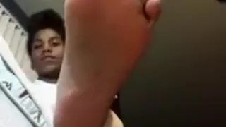 Domme Island Giantess