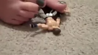 Giantess Feet Play 2