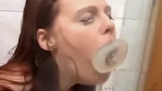 Queeny Love - Messy puke drinking