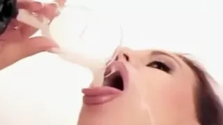 Queeny Love - Blowup Dildo