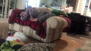 My sister’s feet [Raven]