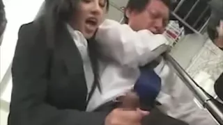 Novinha Abusando De Trabalhador No Metro - Brazilxporn.com