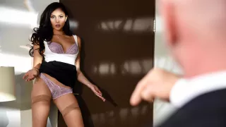 Ariana Marie & Johnny Sins in The Perfect Applicant: Part 1 - BrazzersNetwork