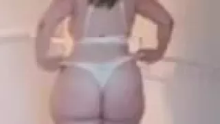 Mal Malloy - Talk and play with boobs