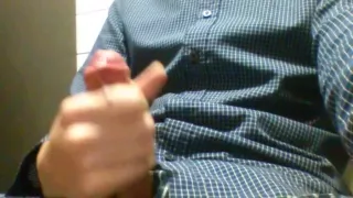 Öffentliche Toilette Wichsen und Sperma in der Universität