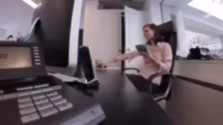 Der kollegin heimlich ins essen gewichst!