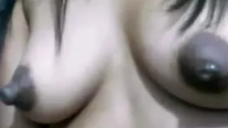 Desi chick flashes her puffy nipples