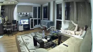 Home alone (Voyeur cam)