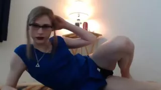 Sexy blonde tgril feet