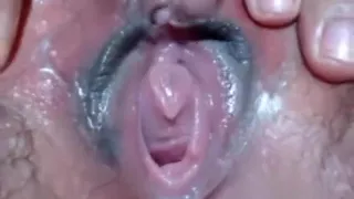 CloseUp wet juice pussy shoot