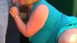 Fette schlampe mit extremen eutern gibt bloxjob