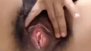 Hairy mature cunt with sexy labia