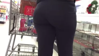 Sexy black ass in spandex