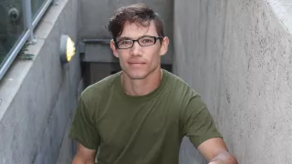 Bud Militär Porno Video - ActiveDuty