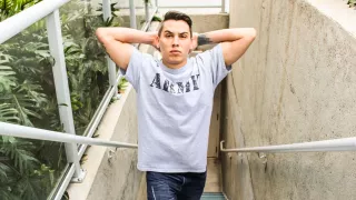 Schwuler Sex, Masturbation, Militär, Solo