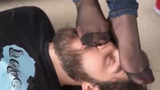 Stinky pantyhose under jeans