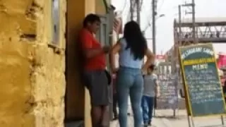 Linda culona en jeans