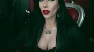 Mistress Kennya 11