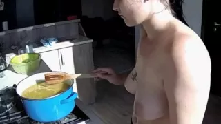 Snr beautiful girl doing dishes nude 2