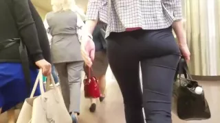Russian blondes ass in metro