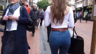 college girl with a fat ass in jeans