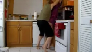 Humping mom in the kitchen