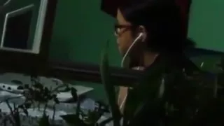 Ninfeta assistindo porno