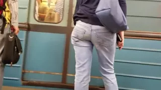 Two types of milf s asses